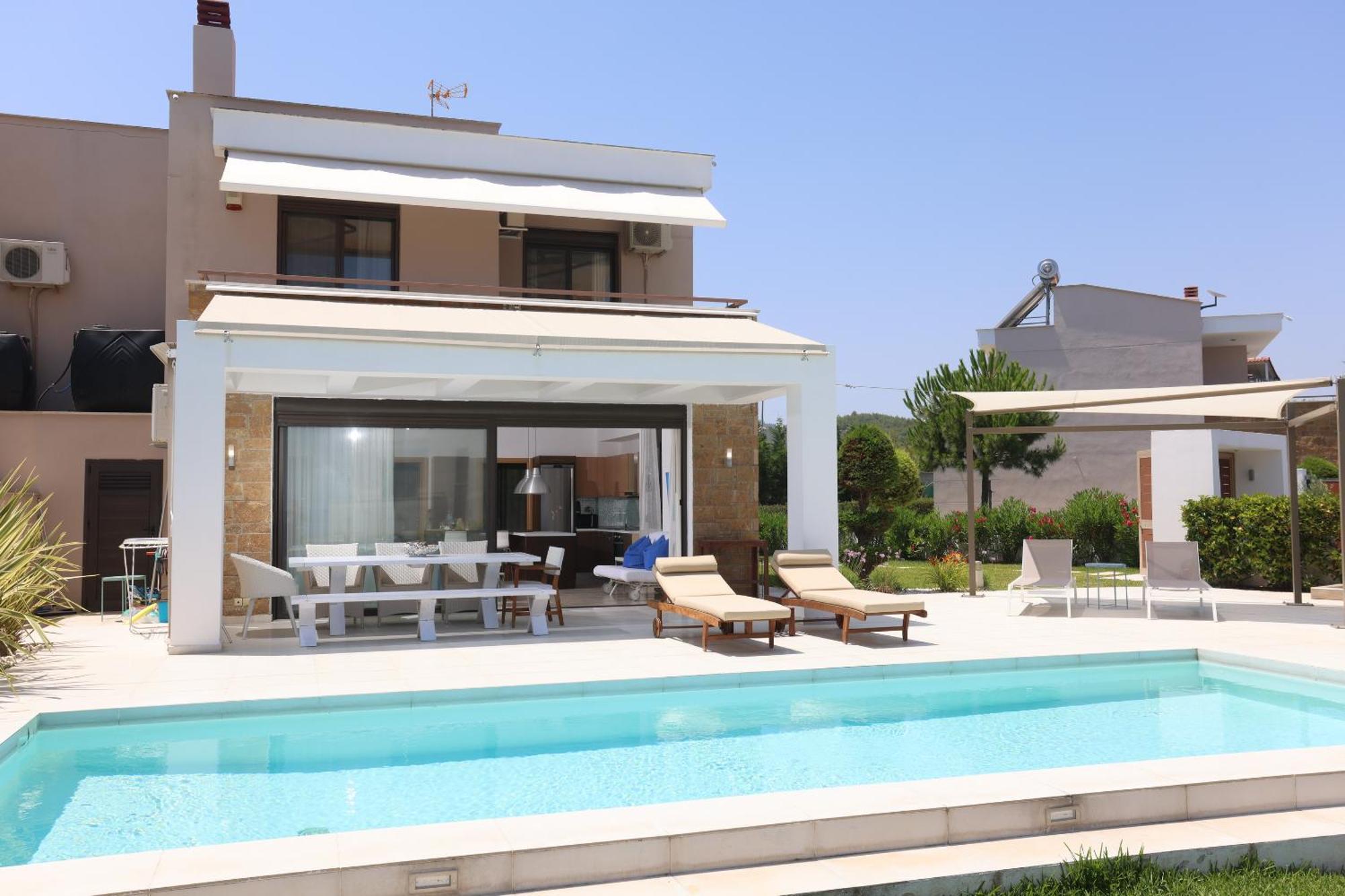 Villa Ricolina Hanioti Exterior photo