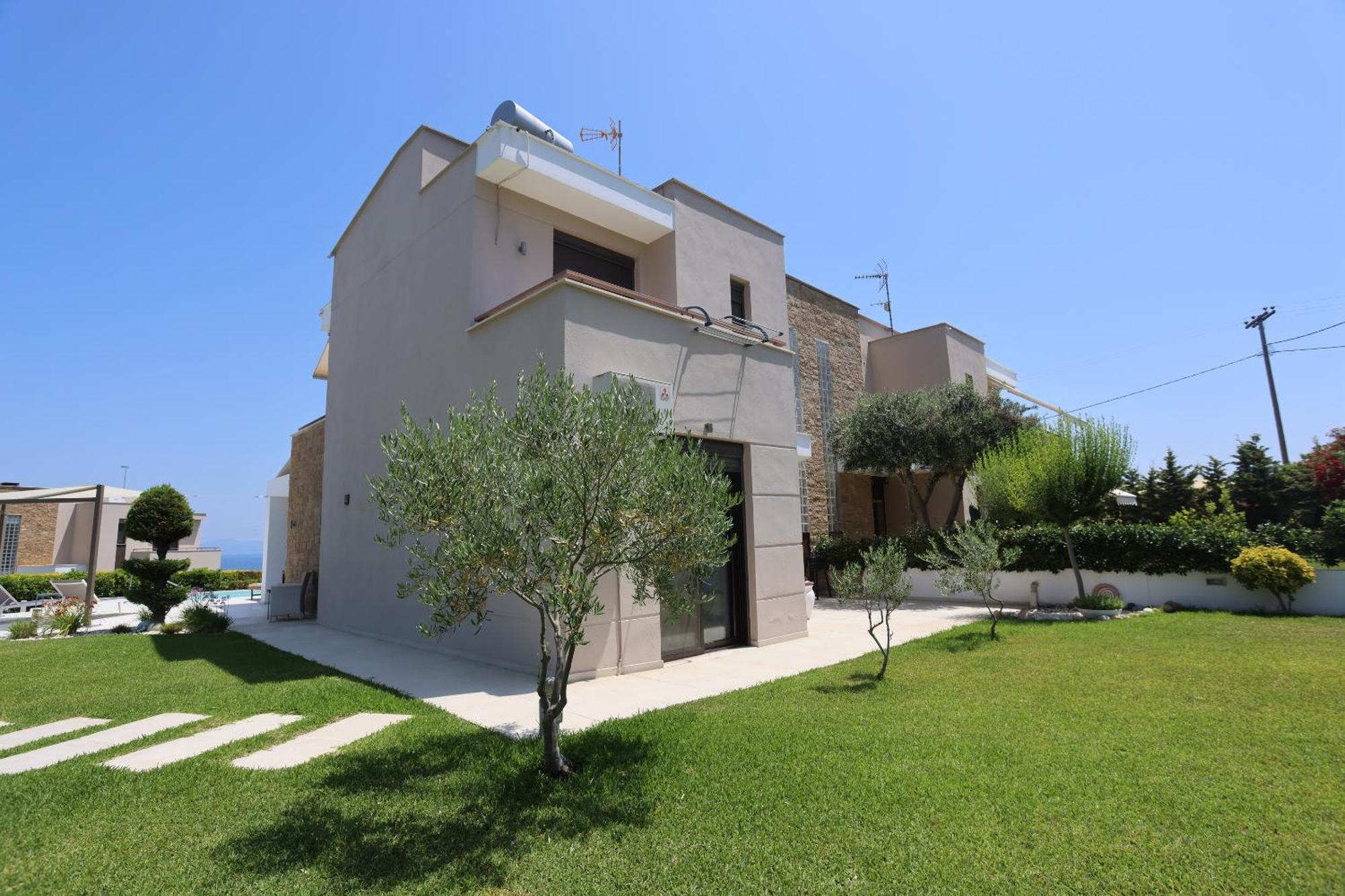 Villa Ricolina Hanioti Exterior photo